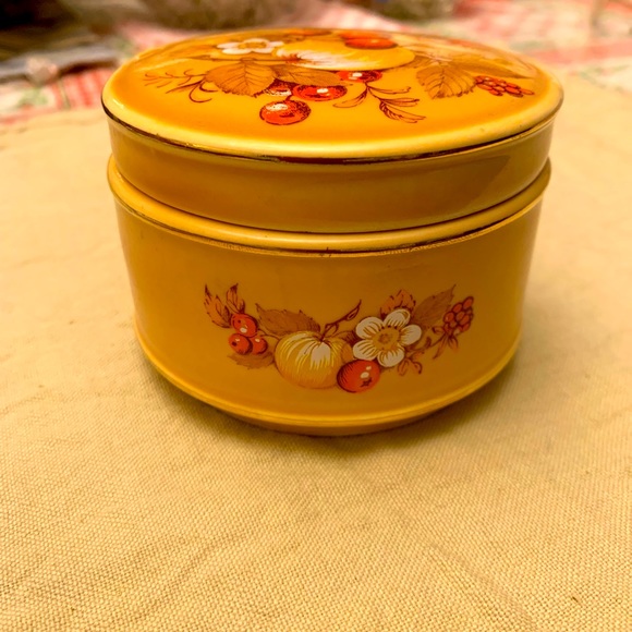 Sadler England Vintage Porcelain Gold Trinket box - Picture 5 of 5